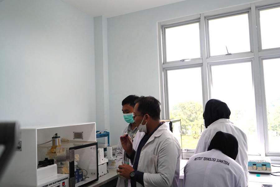 Laboratorium Fisika Material