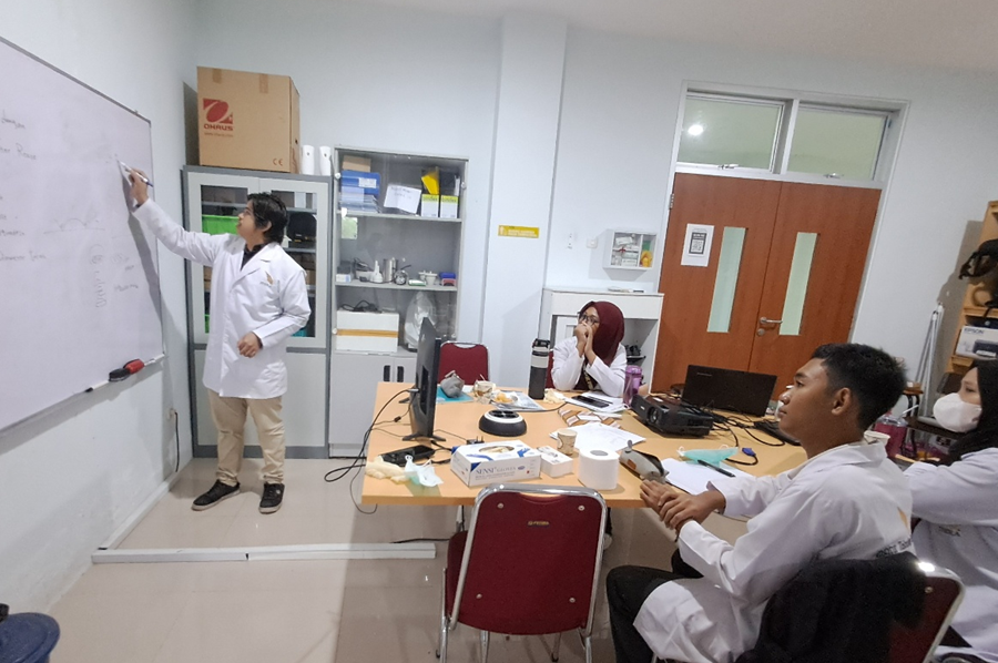 Laboratorium Fisika Material