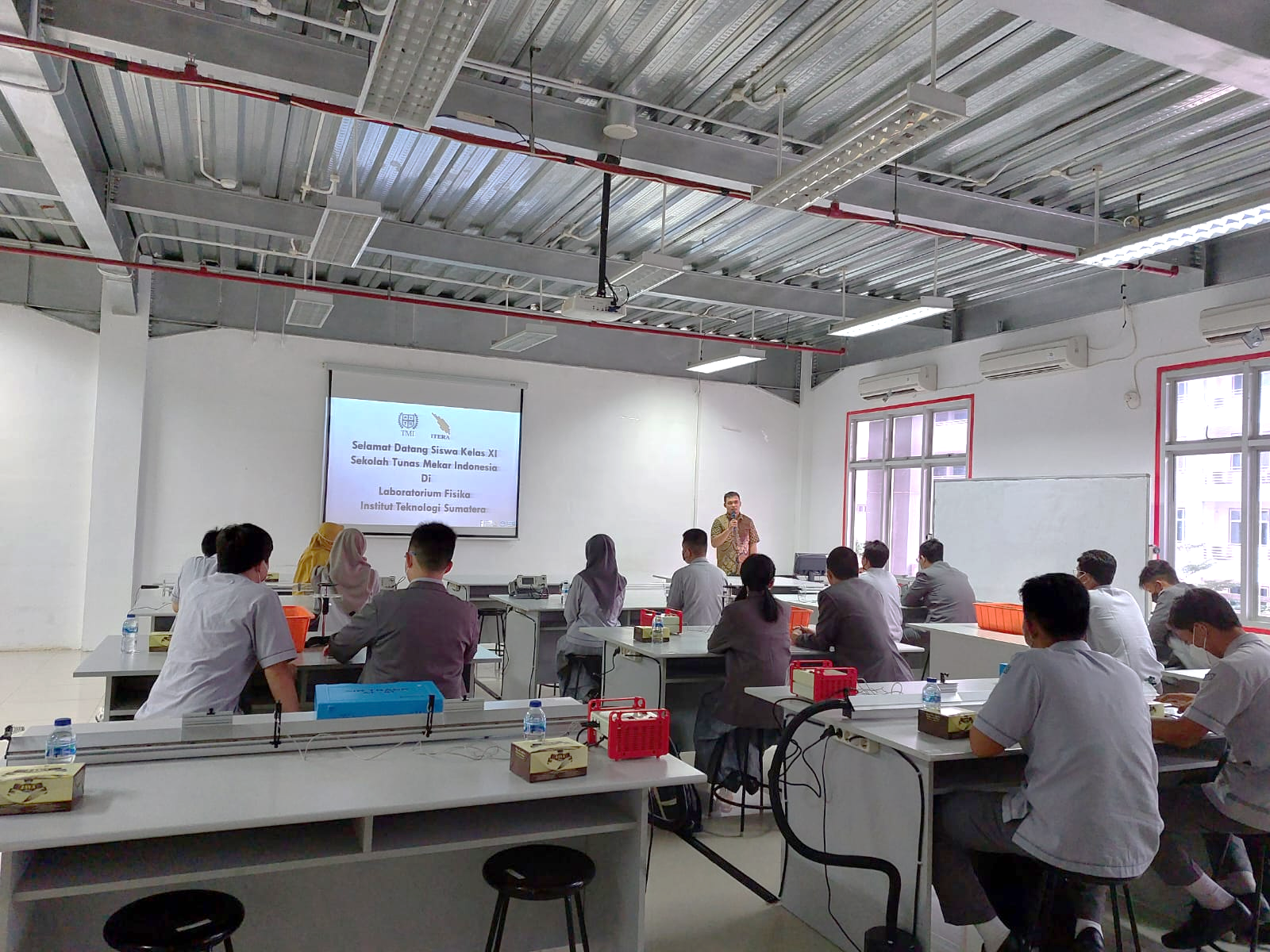 Laboratorium Fisika Dasar